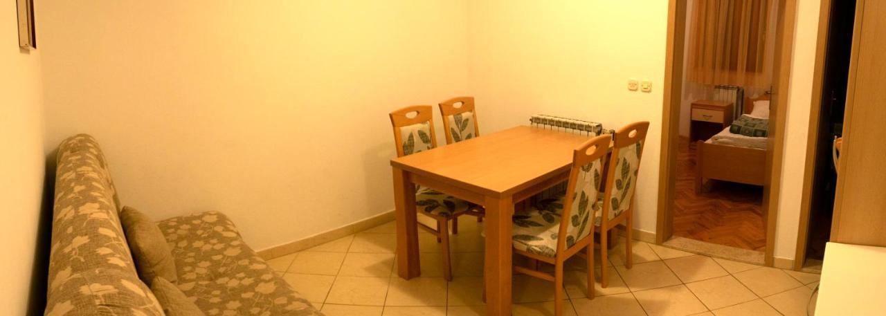 Vila Albatros Acomodação com café da manhã Rovinj Exterior foto